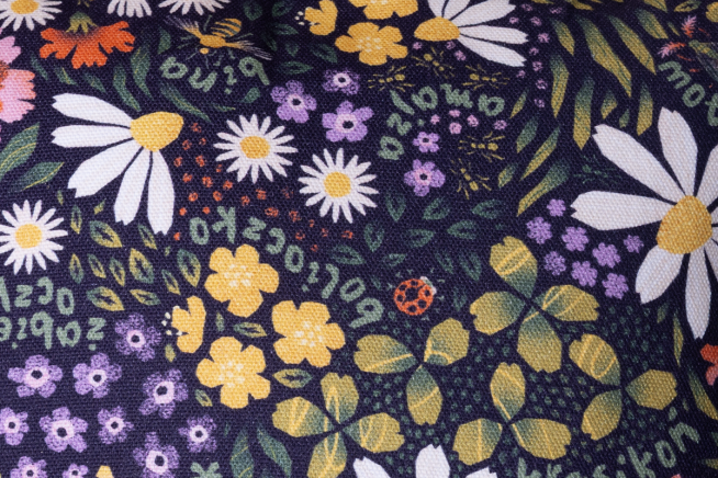 zegówek we kwiotkowy pattern