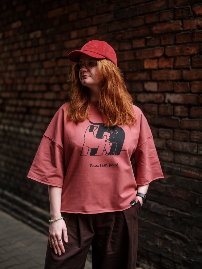 Bluza babko z krótkim rynkowkiym fafiki