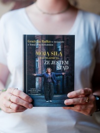 ksionżka "Moją siłą jest właśnie to, że jestem stąd"